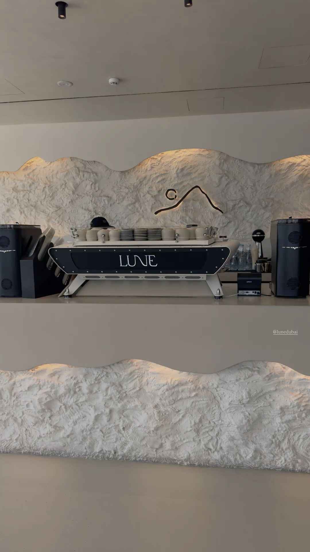 Lune lounge photo 2