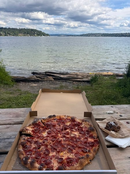 A.K. Pizza