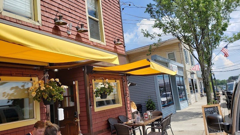 The Tavern at Croton Landing, American in Croton-on-Hudson